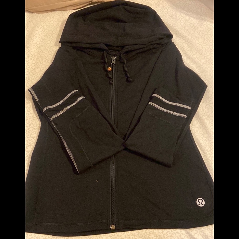 Lululemon sweater